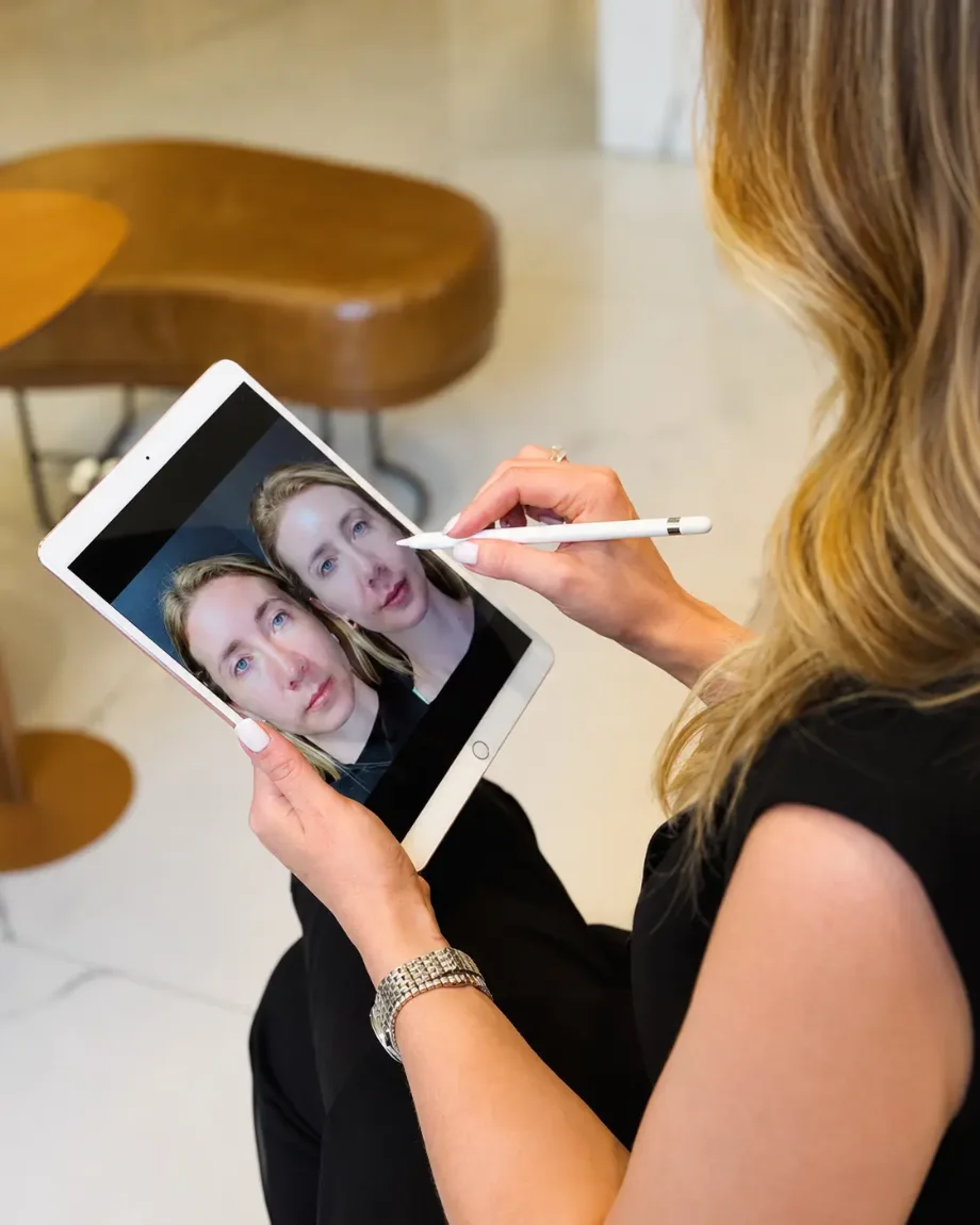 Acompanhamento da evolução do tratamento em tablet, na Audra Clínica